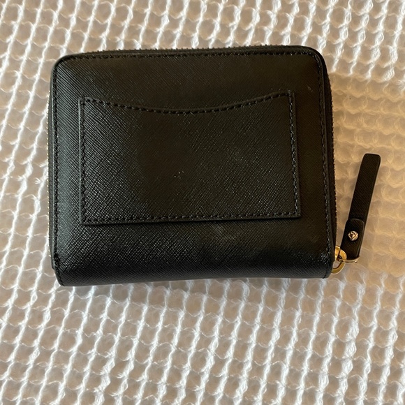 Kate Spade Laurel Way Darci Wallet - Picture 2 of 5